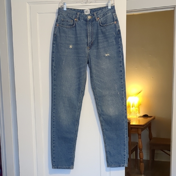 BDG Mom High Waist 27 Slim Straight Cotton Jeans - Picture 2 of 5